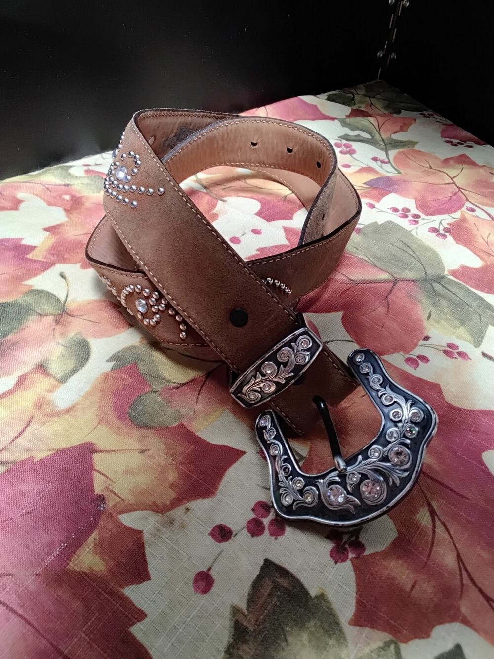 Ladies Justin Brown Suede Western Belt Silver Studding Larger Size